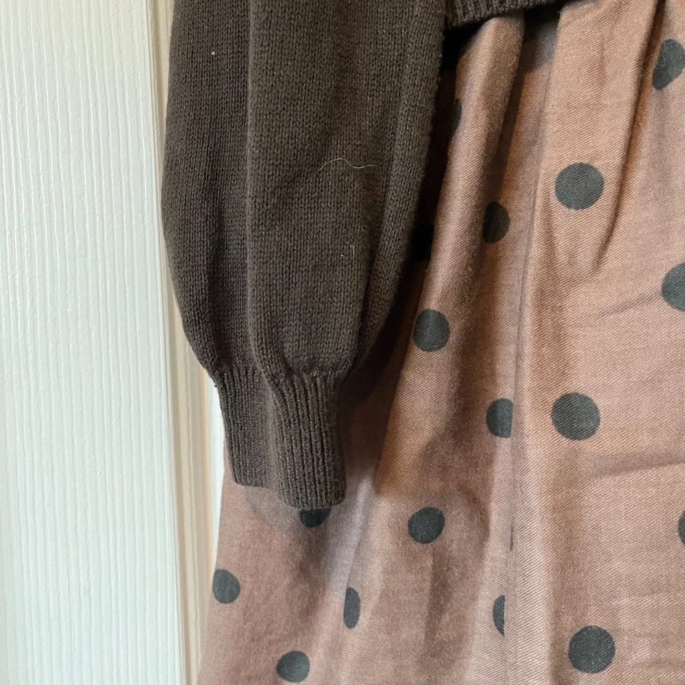Gap size M (8/9) mixed media sweater dress in brown